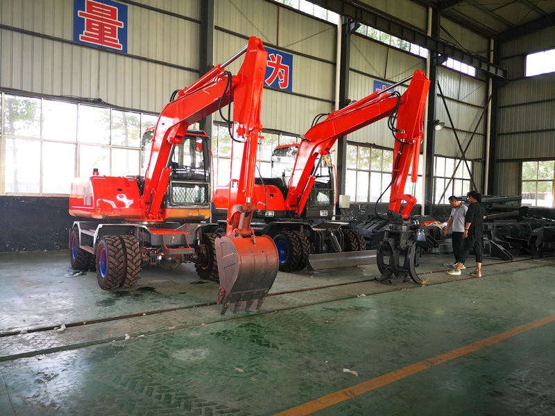 輪式挖掘機(jī)